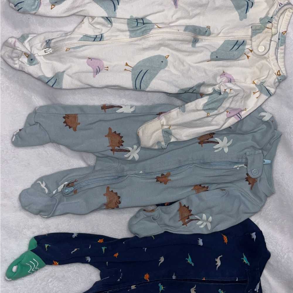 Kids One Piece Pajamas Set - Blue, Cream, and Navy 4 sleepers